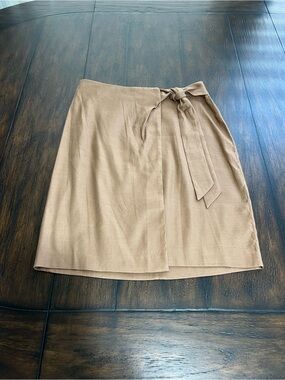 WhiteHouse BlackMarket Size 0 Linen Blend Skirt Camel Tan Wrap Midi Tie Waist